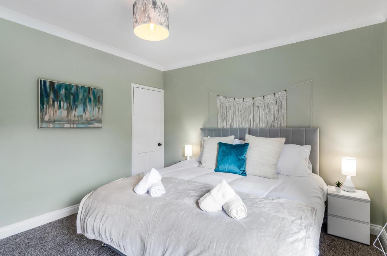 Hébergement de vacances 2br Marlborough Rest Free Parking Workspace